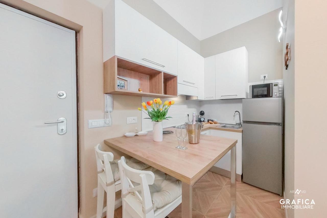 Ameli Home Luxury Apartment Taranto Eksteriør bilde